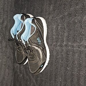 Womens ryka shoes